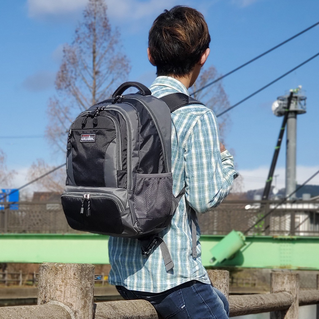 軽量で丈夫なデイパック