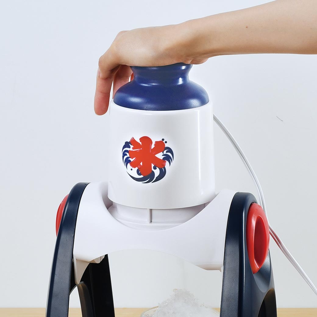 2通り削れる電動かき氷器