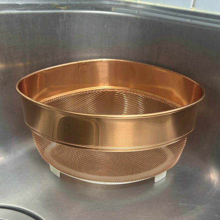 純銅製アミ三角コーナー