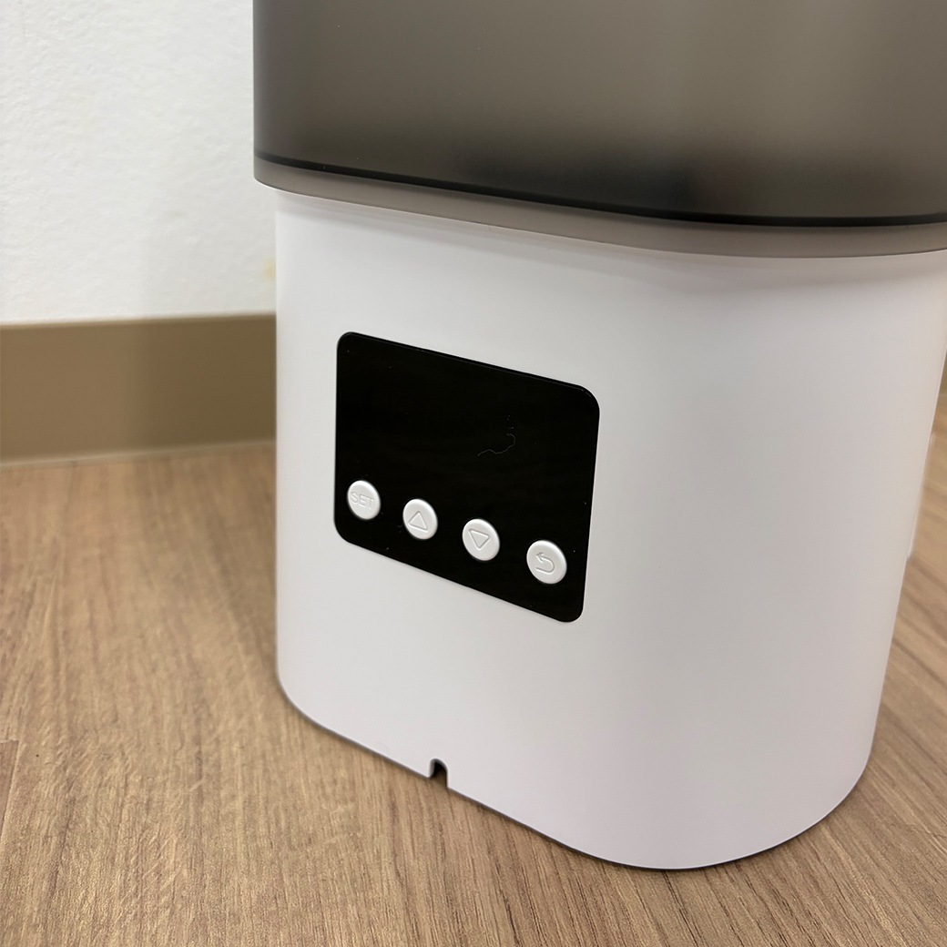 タイマー式自動えさやり器＆給水器2点セット｜ファミリー・ライフ公式通販