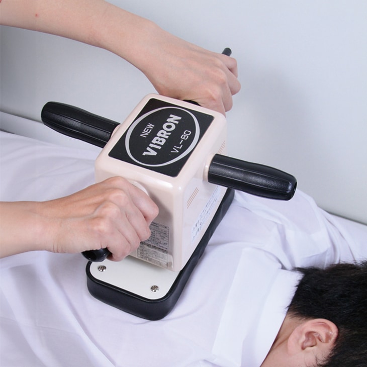 マッサージャー 流線型デザイン 日本製 床屋さんのマッサージ器 ニュービブロン｜ファミリー・ライフ