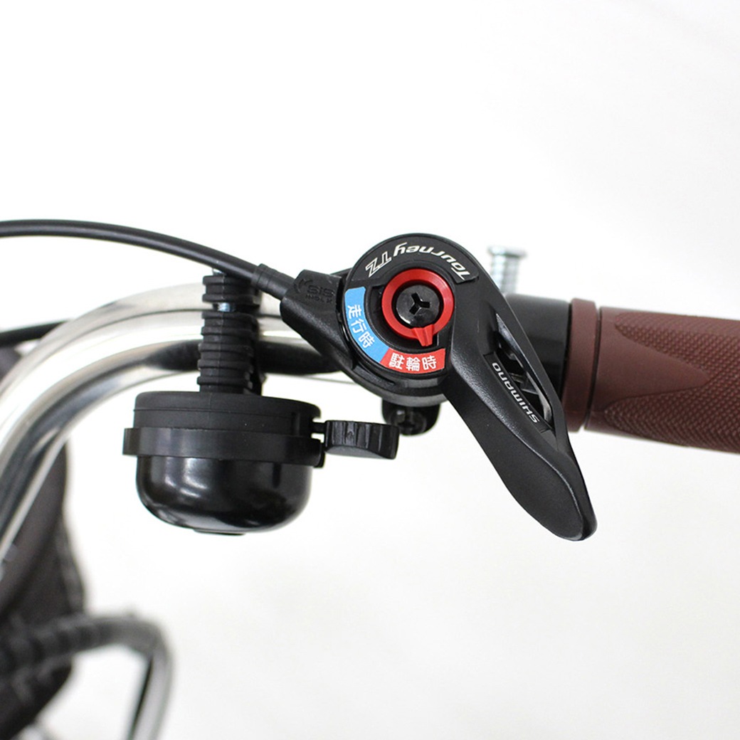 ノーパンク ロータイプ電動アシスト三輪自転車 MG-TRM18APN