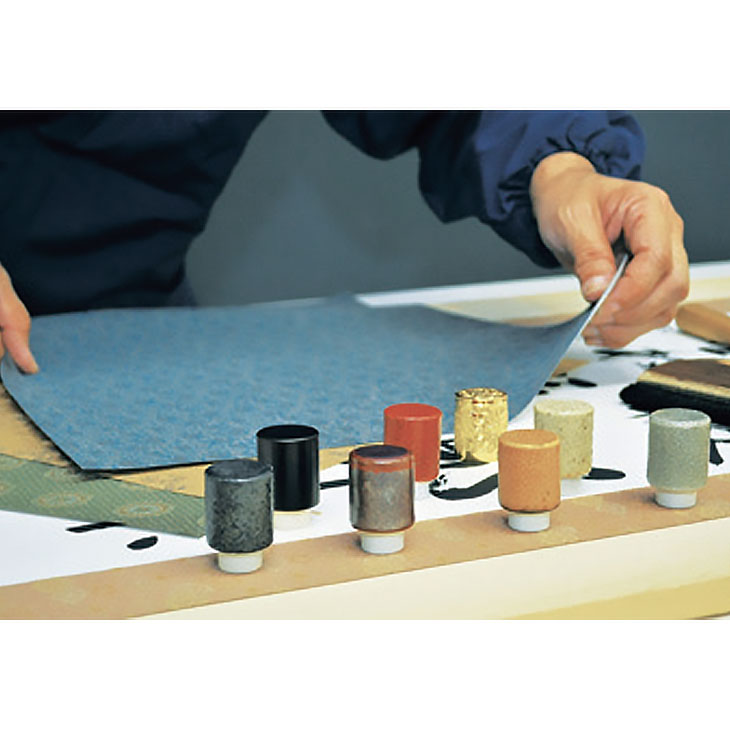 洛彩緞子本表装 掛軸 七福神吉祥之図 長江桂舟 筆｜ファミリー・ライフ