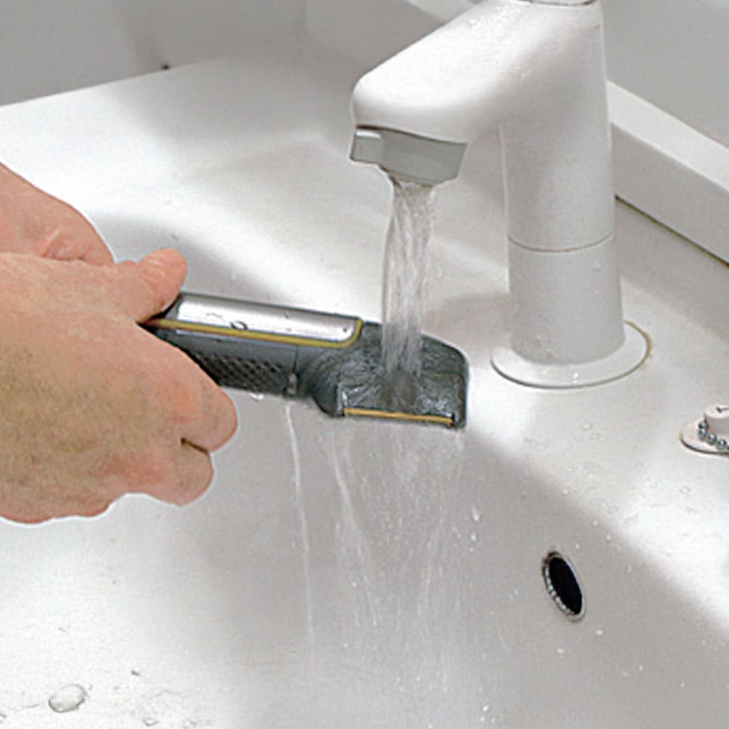 ファミラ ターボ付き5枚刃シェーバーDX クイックチタントリマーDX ノーズトリマー付き