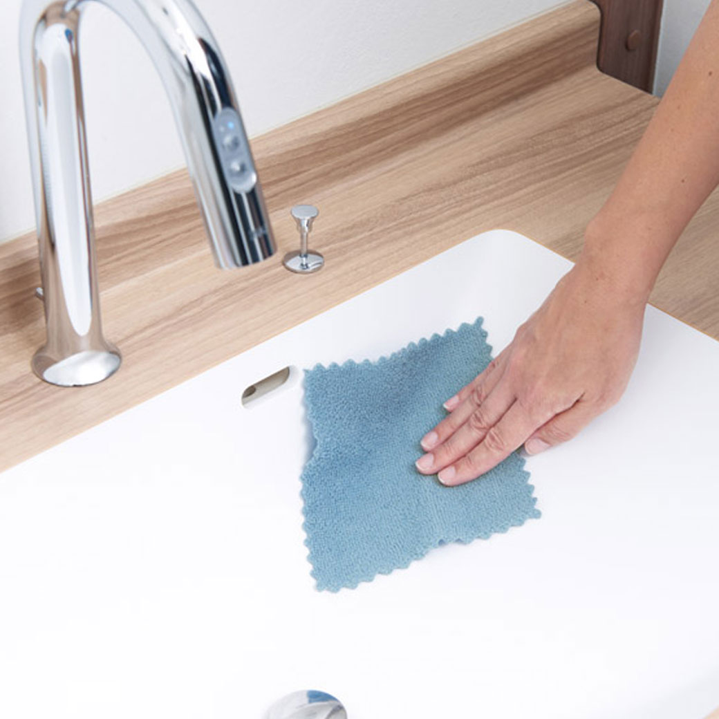 安心の両手すり付き脚立 トレー付き 3段 お掃除クロス付き