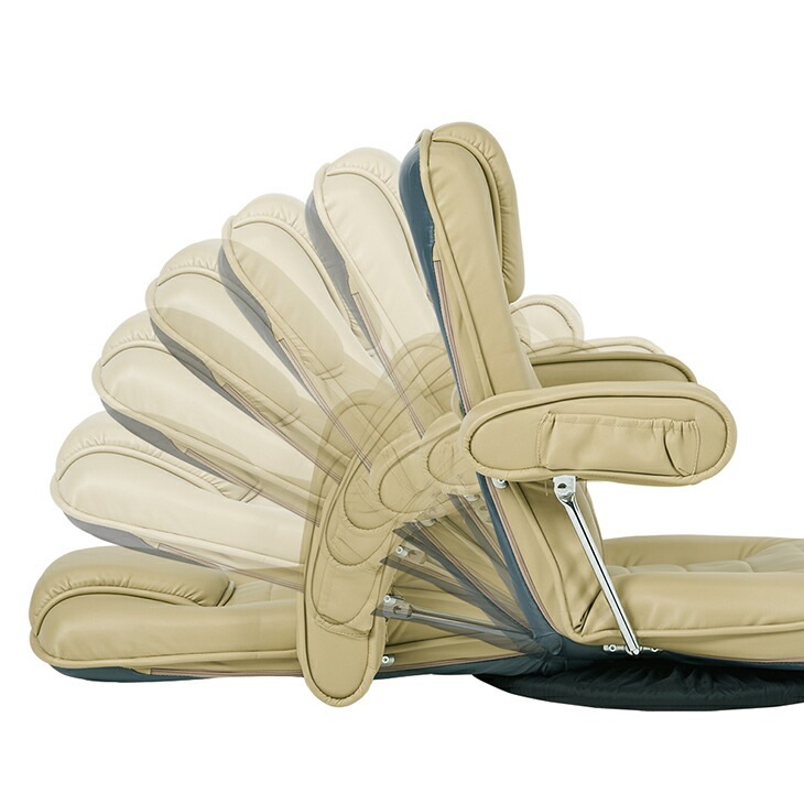 身体に優しくフィットする跳ね上げ式座椅子