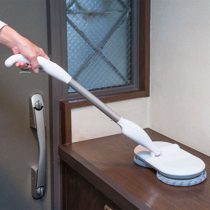 ファミラ 電動モップ スピンマジック ツインモップ 本体のみ 付属品は付きません