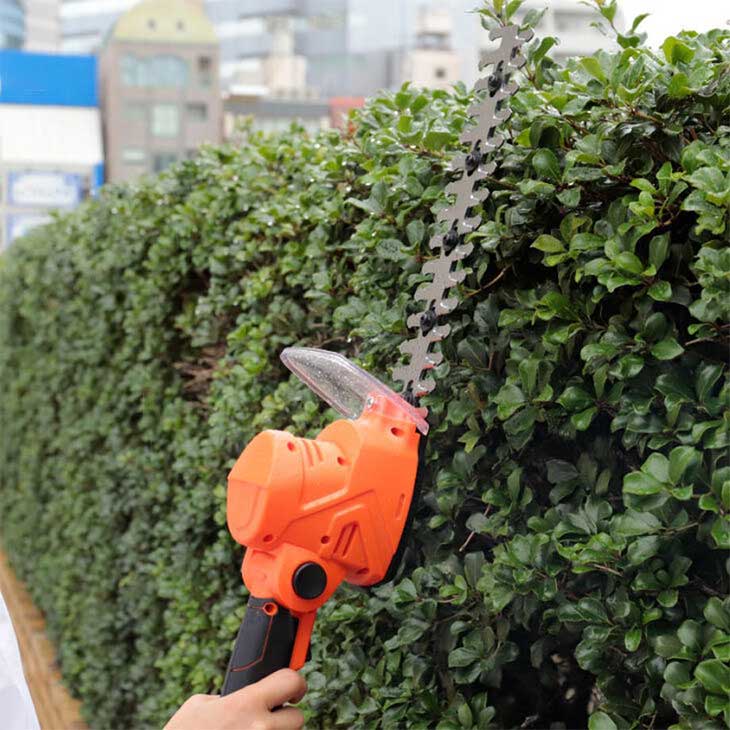 ファミラ 充電式コードレス生垣 草刈りバリカン 9点セット｜ファミリー