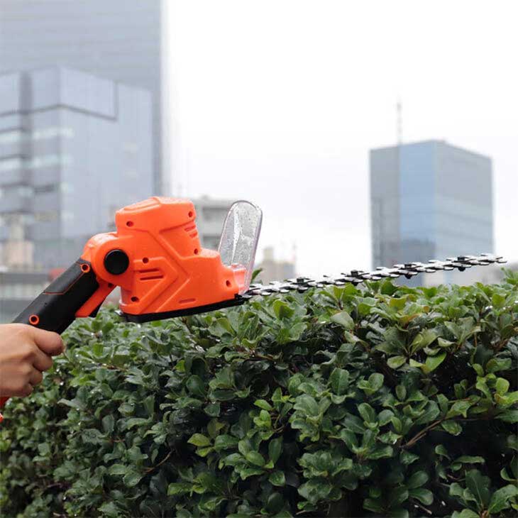 ファミラ 充電式コードレス生垣 草刈りバリカン 9点セット｜ファミリー