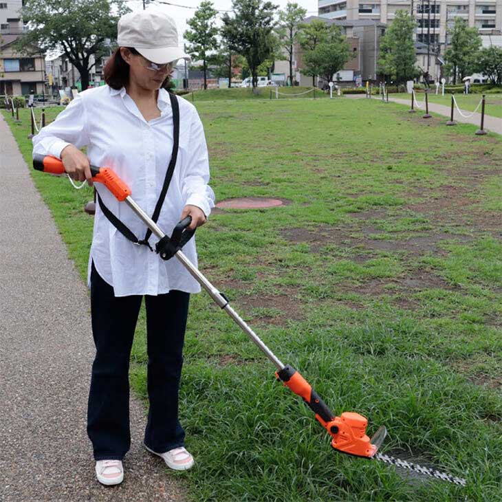 ファミラ 充電式コードレス生垣 草刈りバリカン 9点セット