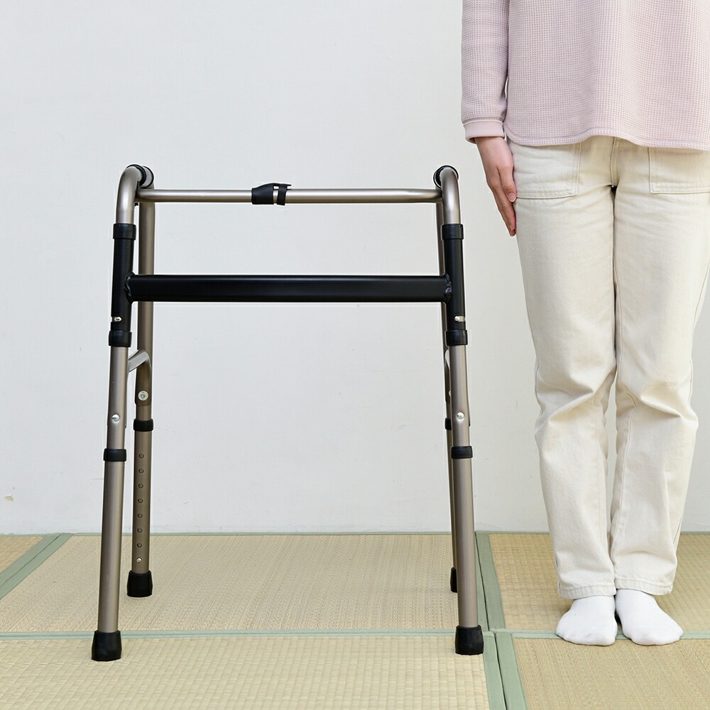 折りたたみ歩行器｜ファミリー・ライフ公式通販