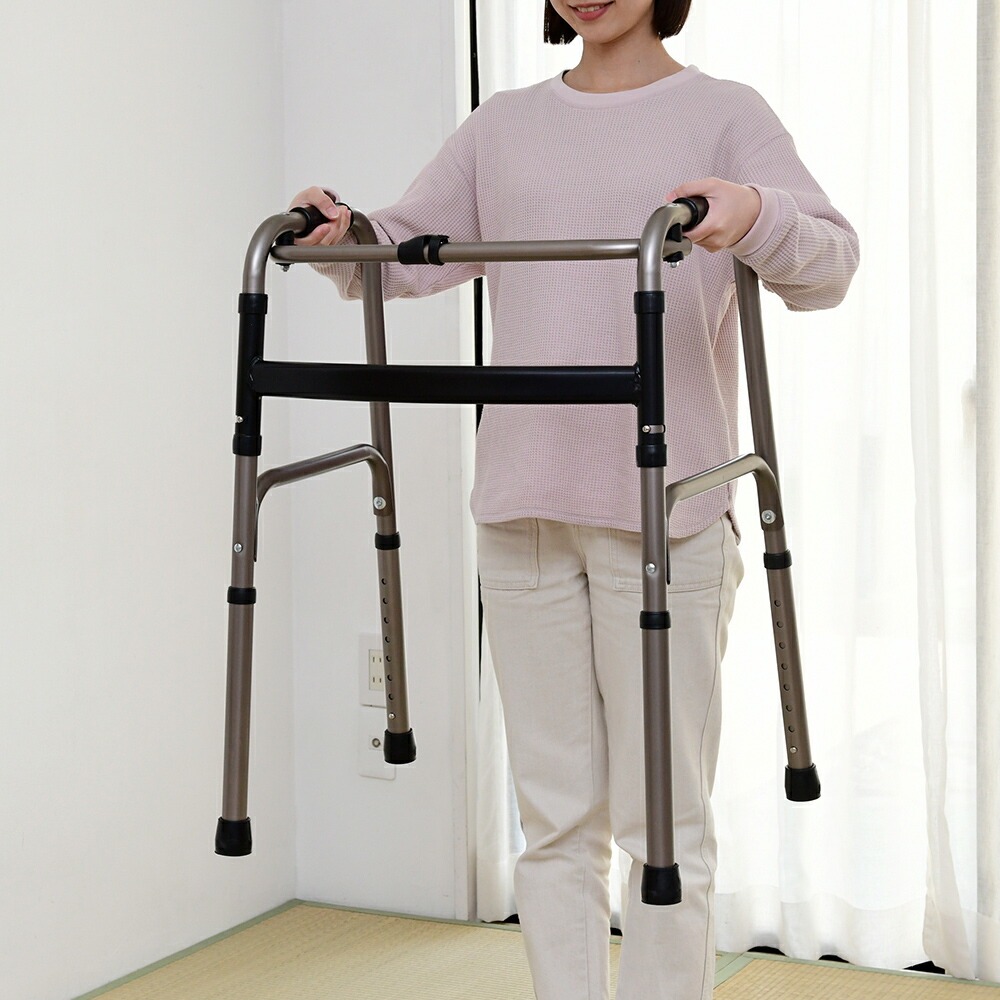 折りたたみ歩行器｜ファミリー・ライフ公式通販