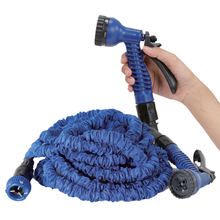 約3倍に伸びる伸縮ホース