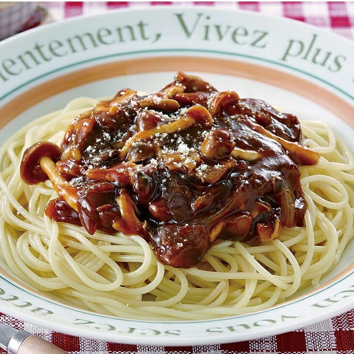 新宿中村屋 プチカレー レトルトカレー 4食セット 4種×各1袋 代金引換不可