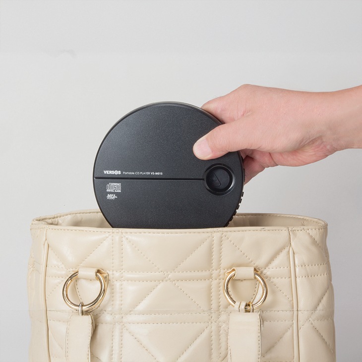 ポータブルCDプレーヤー