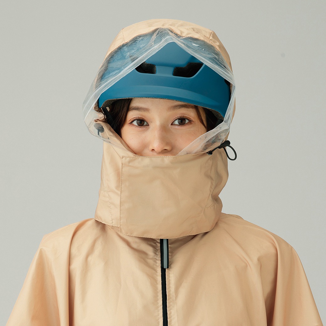 雨でも見やすい回転式レインコート