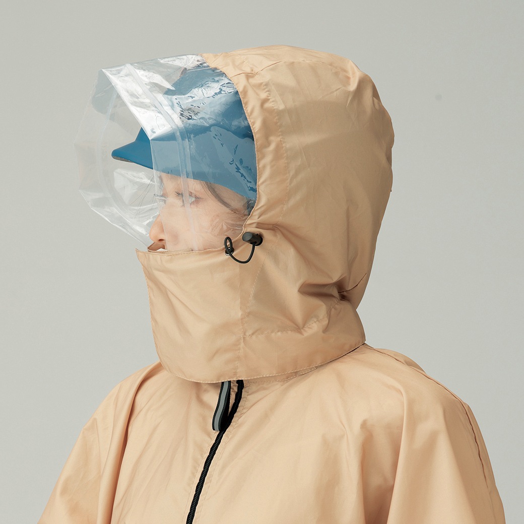 雨でも見やすい回転式レインコート