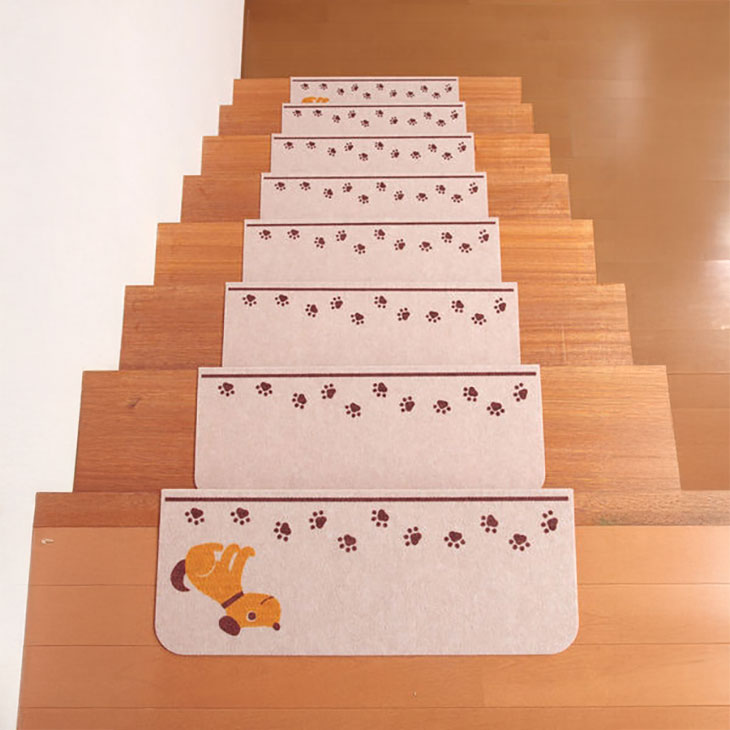 階段マット やし柄 15枚入り おしゃれ ペット 折り曲げ 滑り止め 洗える サンコー ずれない マット吸着 キズ防止 タイルカーペット カーペット 階段マット やし柄 15枚入り おしゃれ ペット 折り曲げ 滑り止め