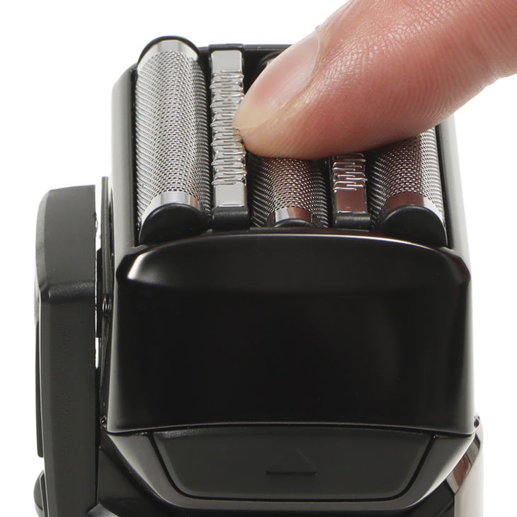 ファミラ ターボ付き5枚刃シェーバーDX 替刃付き