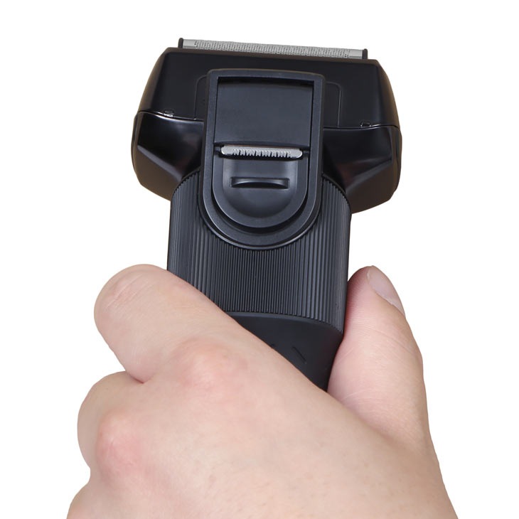 ファミラ ターボ付き5枚刃シェーバーDX 替刃付き