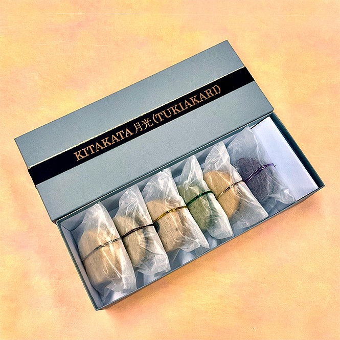 �����TUKINOHIKARI�ˡ�KITAKATA���(TUKIAKARI)