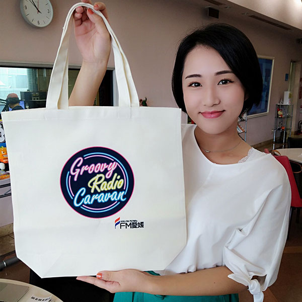 ��Groovy Radio Caravan�����ȥ��ꥸ�ʥ�ȡ��ȥХå�