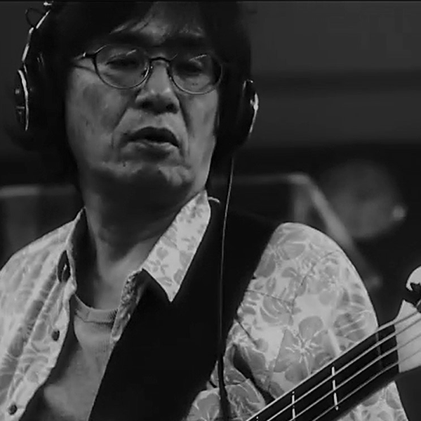 TRITONE 1st����Х� ��Free On Three��