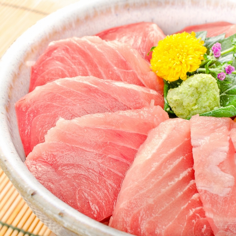 まぐろ つのとろ ３００ｇ ツノトロ ノーテン のうてん 脳天 頭肉 頭身 鮪 まぐろ マグロ 築地 の通販 築地市場のまぐろ問屋 まぐろ なら築地の王様