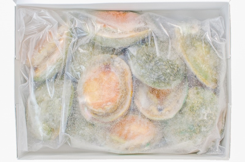 刺身用養殖アワビ(約1kg)★個別真空★(10～15玉) あわび（Lサイズ 1kg 1箱12個入り 殻つきお刺身用アワビ