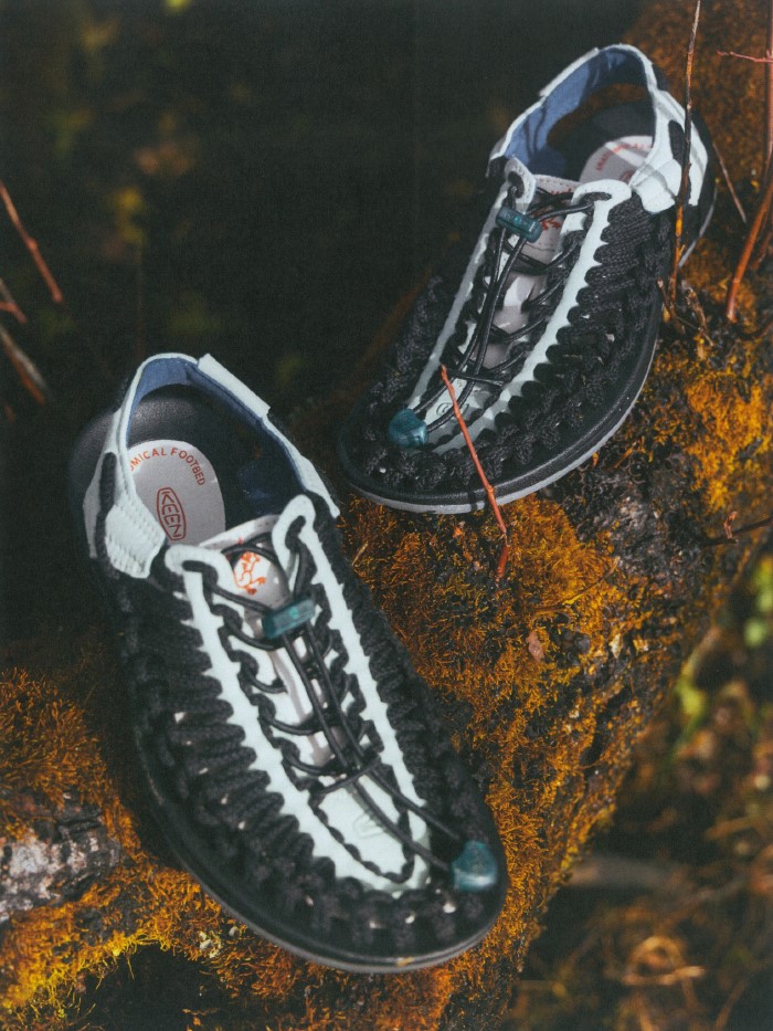 キーン ユニーク レディース KEEN UNEEK YEAR OF THE DRAGON