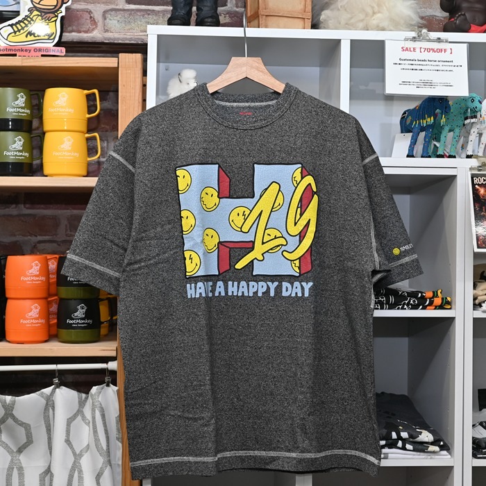 �إ륹�˥å� ���ޥ��꡼���� ���롼�ͥå� ȾµT����� Healthknit SmileyWorld Crewneck S/S Smiley Print Tee HR26S-M208 T����� ��� ��ǥ����� Ⱦµ �ȥåץ� �� ���ᥫ�� ���롼�ͥå�T����� ���T����� �ץ쥼��� ���ե�
