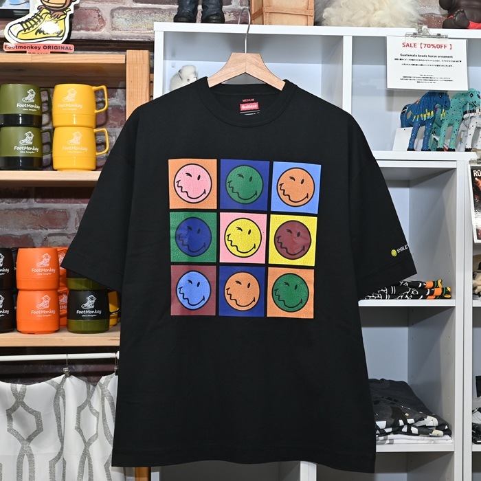 �إ륹�˥å� ���ޥ��꡼���� ���롼�ͥå� ȾµT����� Healthknit SmileyWorld Crewneck S/S Smiley Print Tee HR26S-M209 T����� ��� ��ǥ����� Ⱦµ �ȥåץ� �� ���ᥫ�� ���롼�ͥå�T����� ���T����� �ץ쥼��� ���ե�