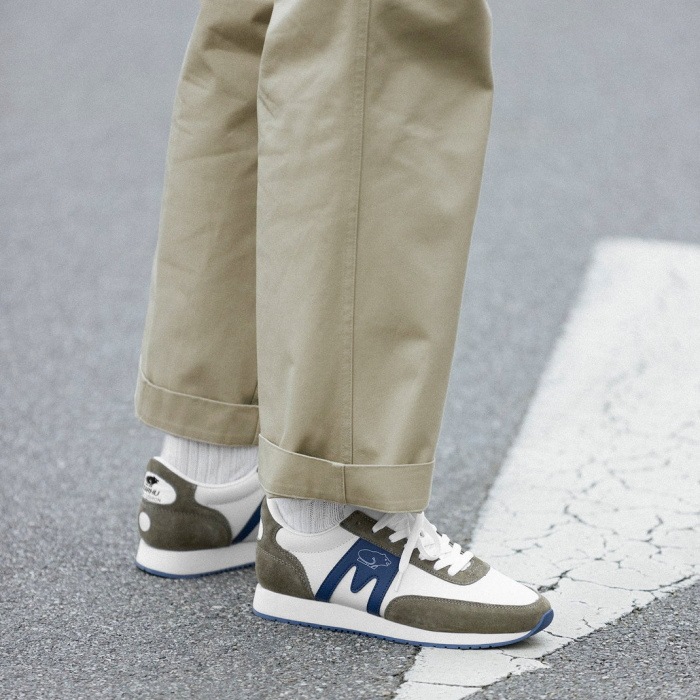 ��SALE��20��OFF�� ����� ����Хȥ��� KARHU ALBATROSS 82 SPRAY GREEN/ TRUE NAVY KH807037 ���ˡ����� ��� ��ǥ����� ���塼�� �쥶�� �ܳ� �������å� �� ι�� �����奢�� ������桼�� ���˥󥰥��塼�� �եåȥ����� men's sneaker �̶� �̳�