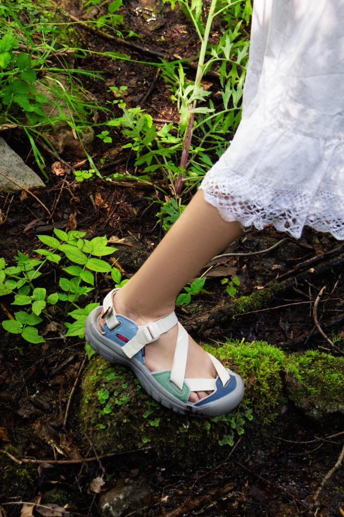 ������ ����ݡ��� ��ǥ����� KEEN ZERRAPORT II more trees �⥢���ȥ��꡼�� ������ ���ݡ��ĥ������ �����ȥɥ� ������� �ӡ���������� ������ ���ˡ����� �����奢�� ����åݥ� �쥸�㡼 ι�� �� �� �� ��Φξ��