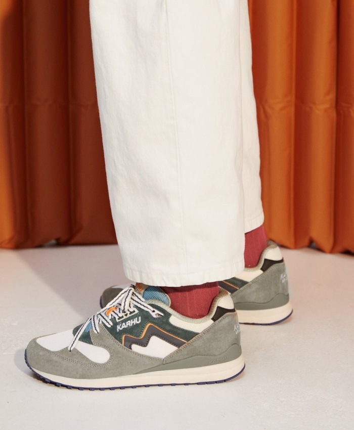 ��SALE��20��OFF�� ����� ���󥯥��� ���饷�å� KARHU SYNCHRON CLASSIC THE FOREST RULES PACK �� �ե��쥹�� �롼�륺 ���ˡ����� ��� ��ǥ����� ���塼�� �쥶�� �ܳ� �������å� ι�� �����奢�� ������桼�� ���˥󥰥��塼�� �եåȥ����� �̶� �̳�