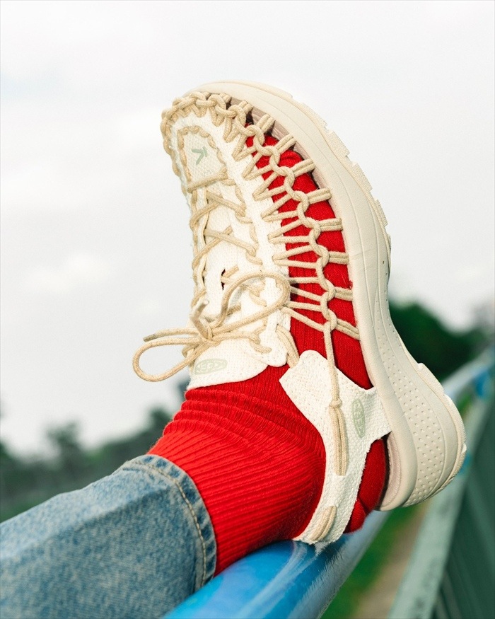 ������ ��ˡ��� �����ȥꥢ KEEN UNEEK ASTORIA CANVAS ���ݡ��ĥ������ ��ǥ����� �����ȥɥ� ������� �ӡ���������� ������ ���ˡ����� ��ǥ������������ ����åݥ� �ե��� �ӡ����� ι�� �� �� �� �ס��� ������