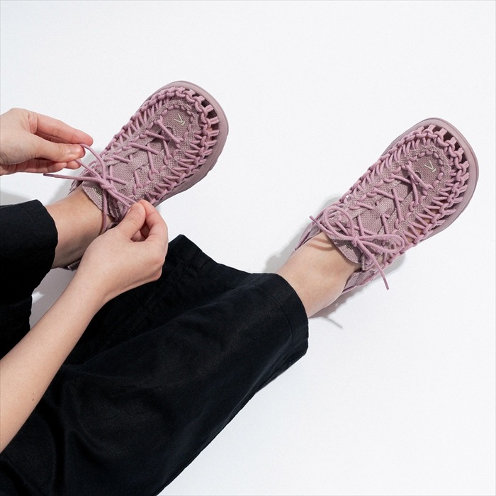 ������ ��ˡ��� �����ȥꥢ KEEN UNEEK ASTORIA CANVAS ���ݡ��ĥ������ ��ǥ����� �����ȥɥ� ������� �ӡ���������� ������ ���ˡ����� �����奢�� ����åݥ� ������桼�� �ե��� ι�� �� �� �� �ס��� ��Φξ�� ������