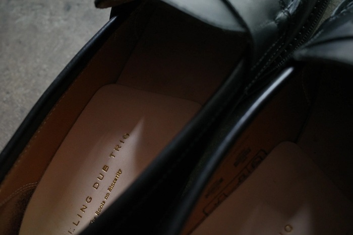 ROLLING DUB TRIO IN'EI LOAFER ������󥰥��֥ȥꥪ ���󥨥� �����ե��� �֥�å� ����������ե��� �ڥˡ������ե��� �ӥ��ͥ����塼�� �׷� �»η� �ܳ� �쥶�� ����åݥ� ����ɥ쥹 �̶� �ץ쥼��� ���ե� ������