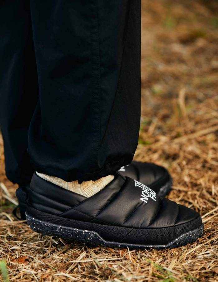 ��SALE��30��OFF�� �����Ρ������ե����� ���ˡ����� ��� THE NORTH FACE Nuptse Down Mule NF02371 �̥ץ� ������ �ߥ塼�� ���å������塼�� �롼�ॷ�塼�� ���Ρ����塼�� ������� �����å� �����ȥɥ� ������