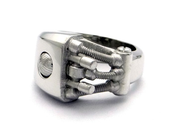 DEVELOPMENT（発展、展開）　- SILVER -