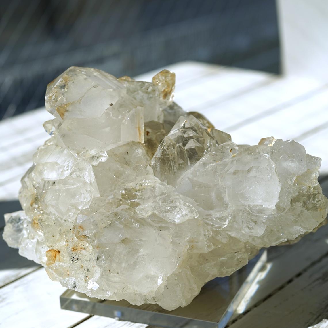 ヒマラヤ水晶 ゴールドルチル入り クラスター （Kullu Parvati Valley / クル・パールヴァティ渓谷） 原石 No.35   [ 画像現物・一点物 ]  