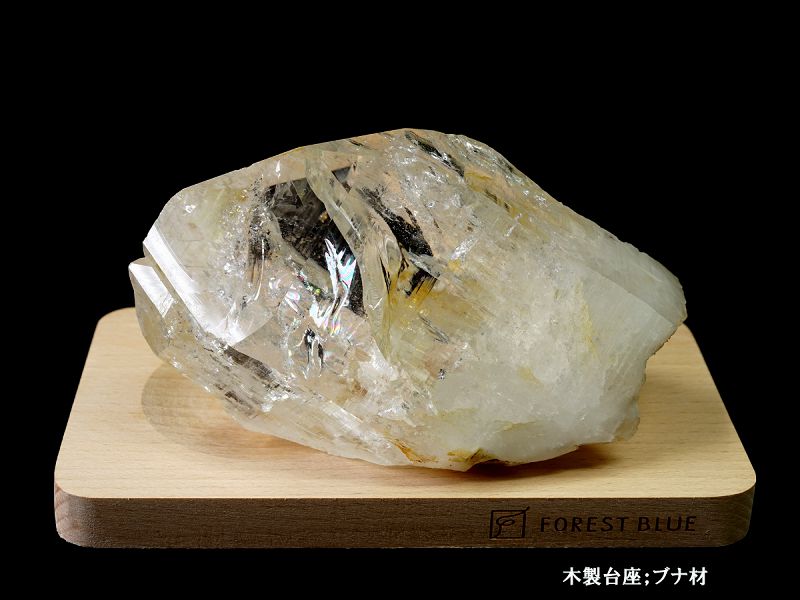 ヒマラヤ水晶 （パキスタン産） 原石・ポイント （レインボー入） No.8