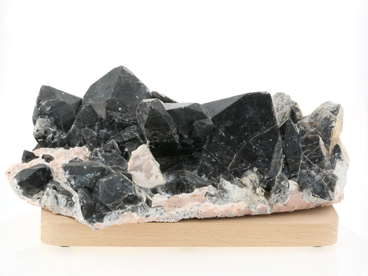 黒水晶 （モリオン） 原石（木製台座付き） 魔除け・浄化用 No.11 ｜最