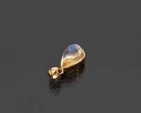 ロイヤルブルームーンストーン ペンダントトップ （18金イエローゴールド） No.9 最高級（5A）|ペンダント・携帯ストラップ|ロイヤルブルームーンストーン
