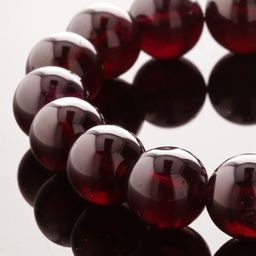 ガーネット｜最高級パワーストーン輸入販売のフォレストブルー【送料