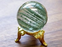 最高級（5A） グリーンファントムクォーツ 丸玉・スフィア　（台座付き） 18.5mm玉 No.2  [ 画像現物・一点物 ]  |ファントム原石・丸玉 置物|グリーンファントムクォーツ