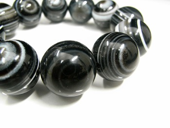 ブラック天眼石ブレスレット 18mm玉