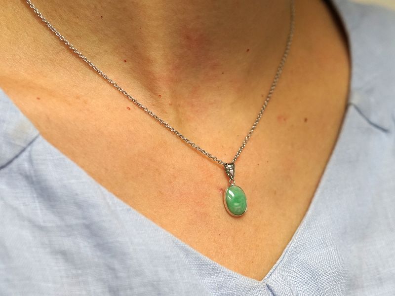 糸魚川産 翡翠 ペンダントトップ （18金ホワイトゴールド） No.13｜最