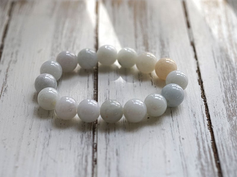 ラベンダー翡翠 (ひすい） （ミャンマー産）ブレスレット 13mm玉 No.1