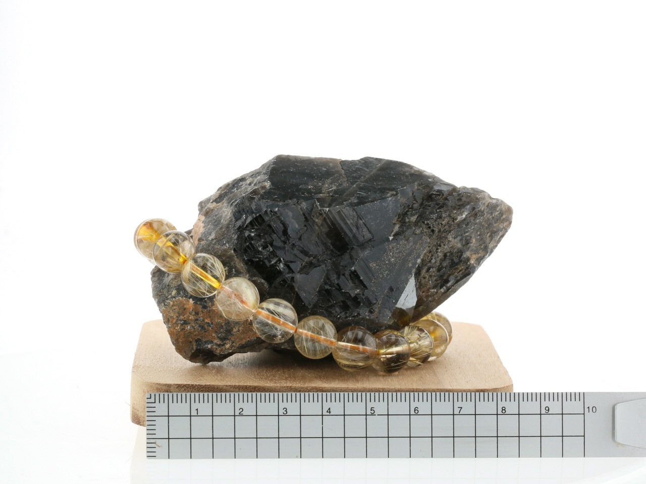 黒水晶 （モリオン） 原石（木製台座付き） 魔除け・浄化用 No.5｜最